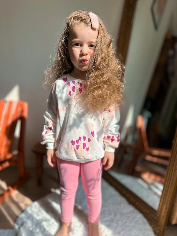 Dinazorlu Pembe Takım