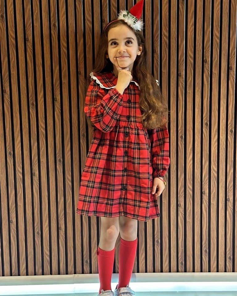 Kırmızı Ekose Bebe Yaka Elbise