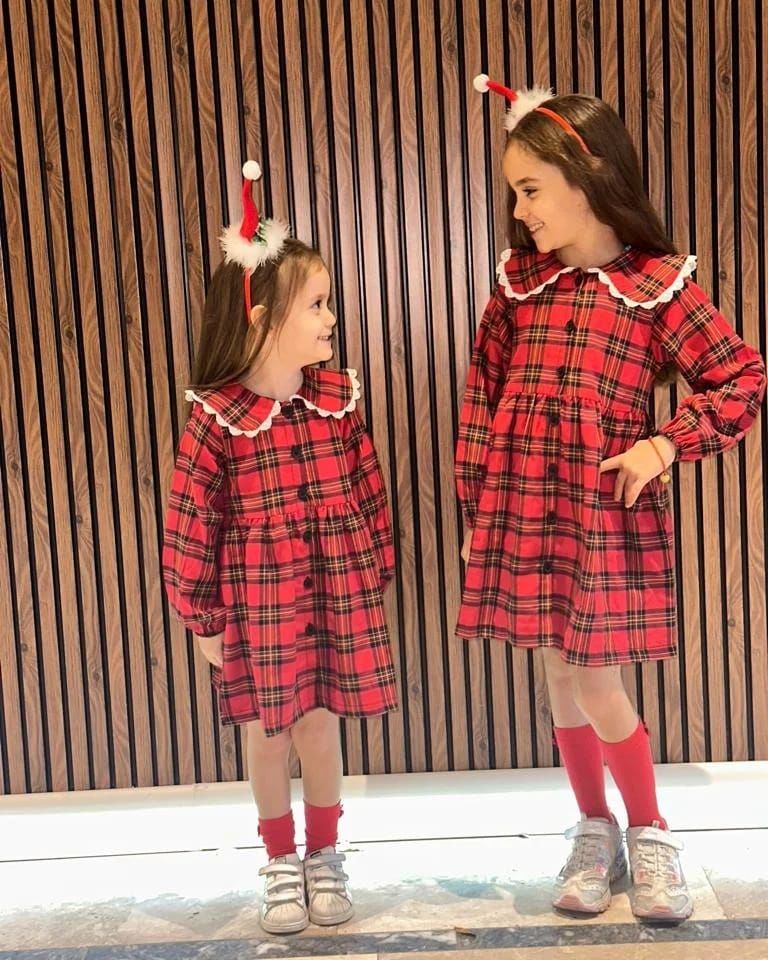 Kırmızı Ekose Bebe Yaka Elbise
