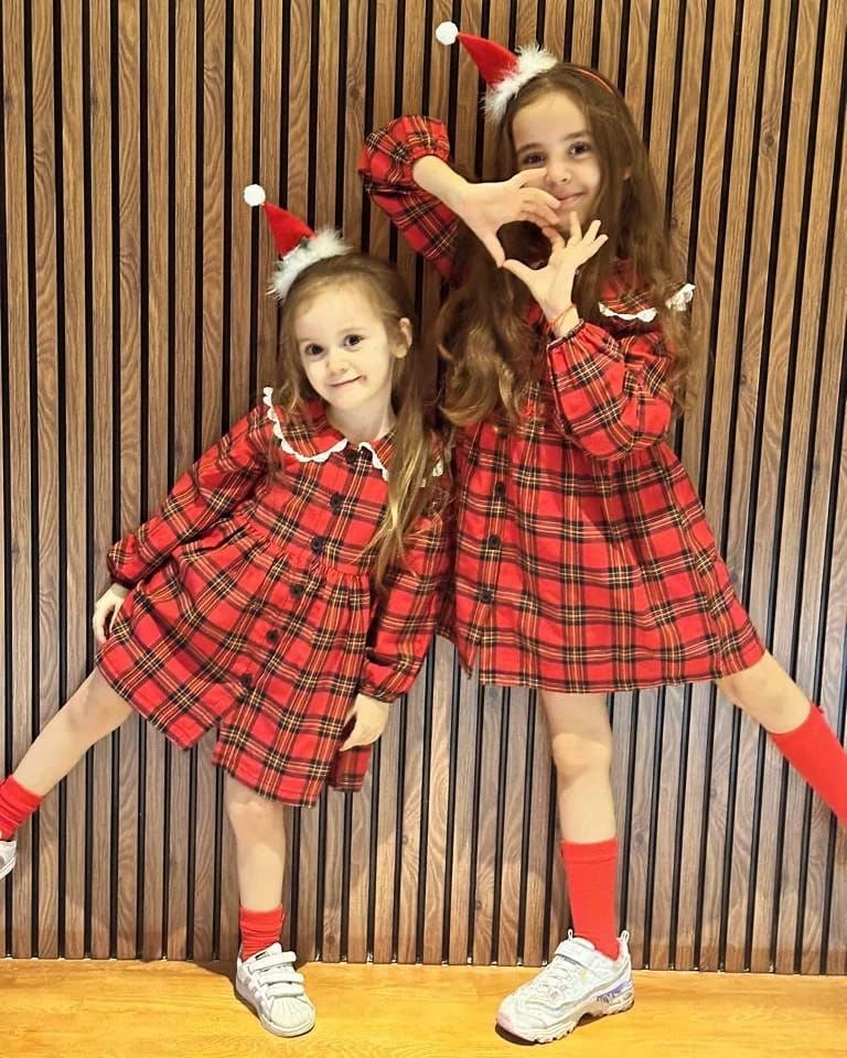 Kırmızı Ekose Bebe Yaka Elbise