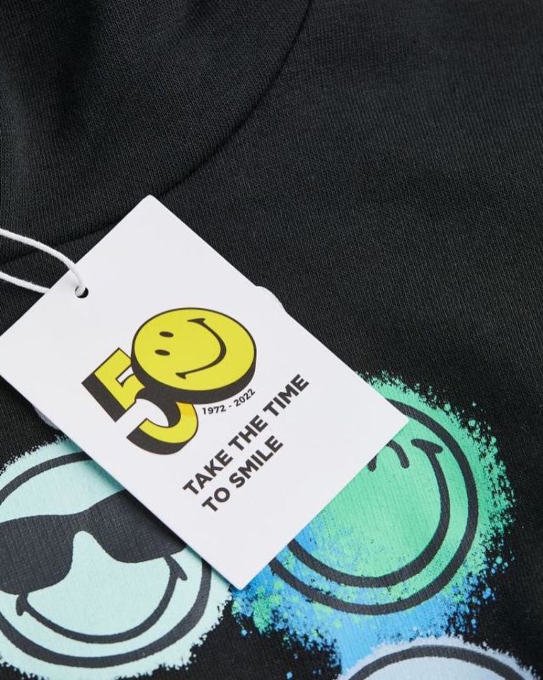 Siyah Şardonlu Emoji Baskılı Sweatshirt